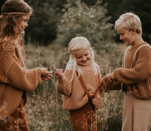 YUKI - Strickhose mit Träger, Knitted Trousers, RUST, Bio Baumwolle – Bild 7