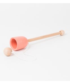 Me&Mine -  Geschicklichkeitsspiel "Cup & Ball", Coral