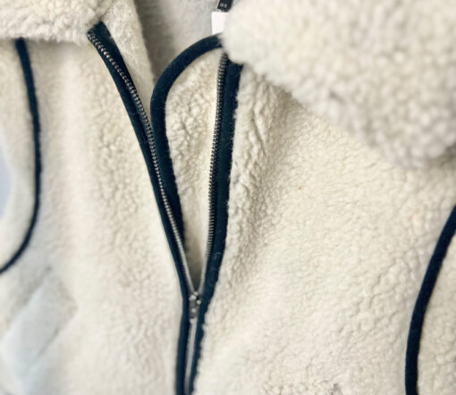 Alwero - Weste HIRO, Oversize Polar Bear, Biowolle, LIMITED EDITION – Bild 8