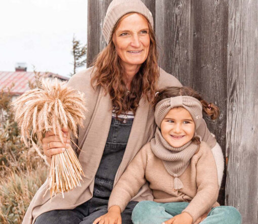 OH CHAPÔ - XXL Schal, SOFIA, Sand, Bio Merinowolle – Bild 2