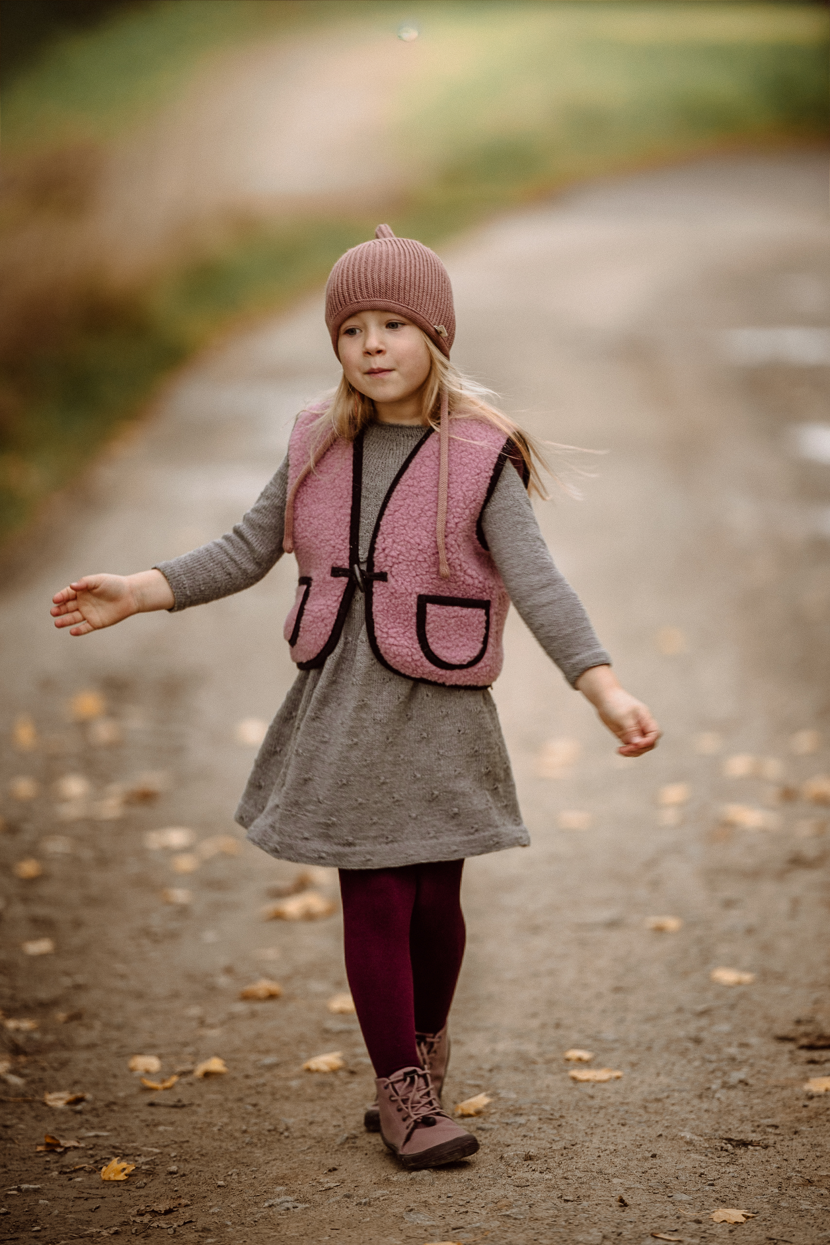 Alwero - Bodywarmer "Alpen 2.0" Junior, Biowolle, Venetian Pink, ultra light – Bild 2