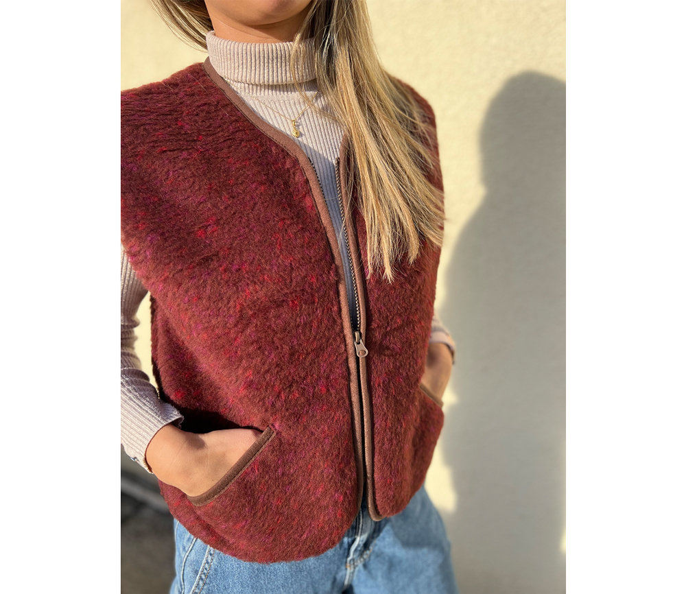 Alwero - Weste "POS" Adult, Biowolle, RED MULTI DOTS, ultra light