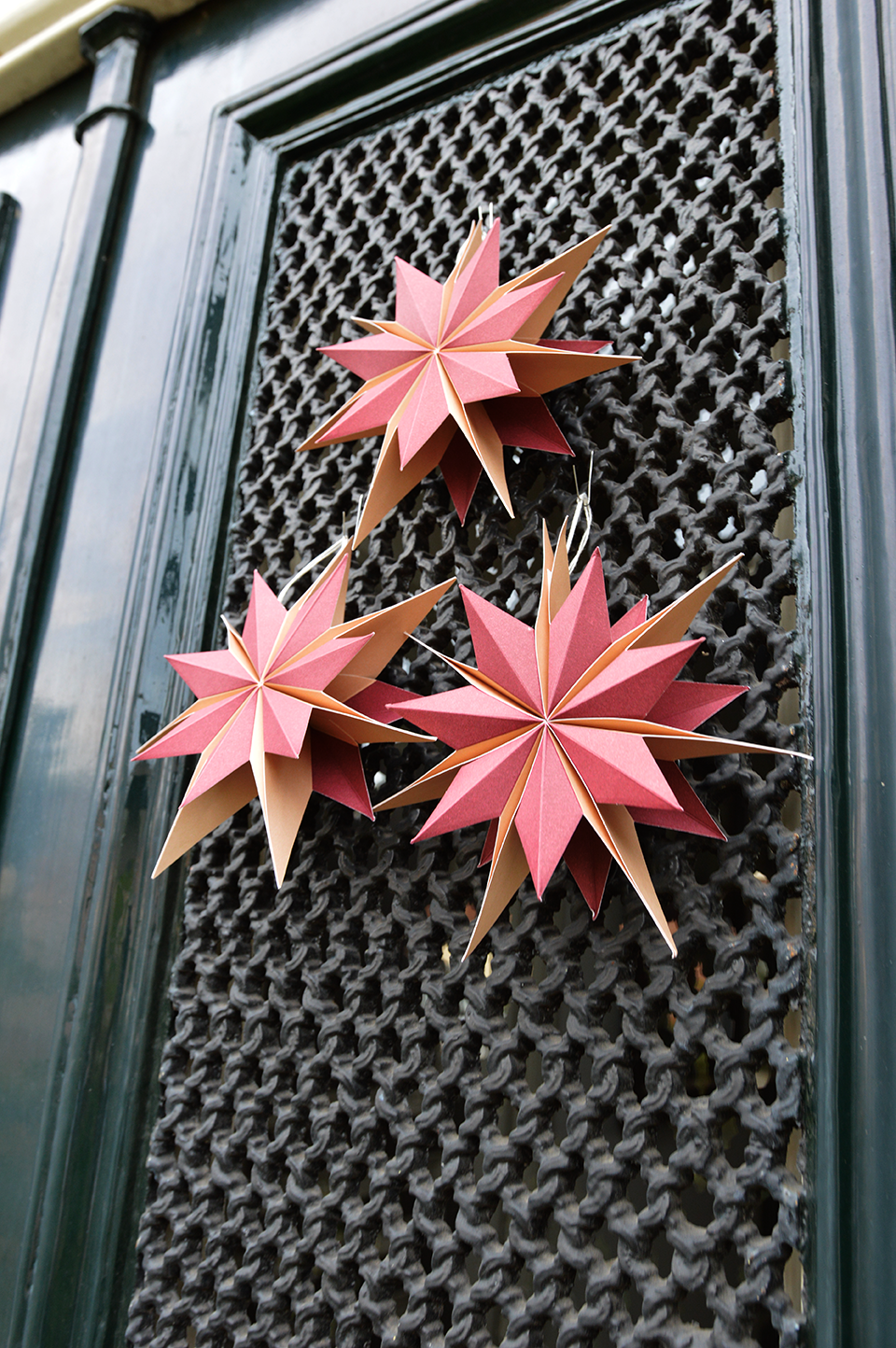 NOORDLIVING - Papierstern | 2 Stück | 20 cm | red & camel