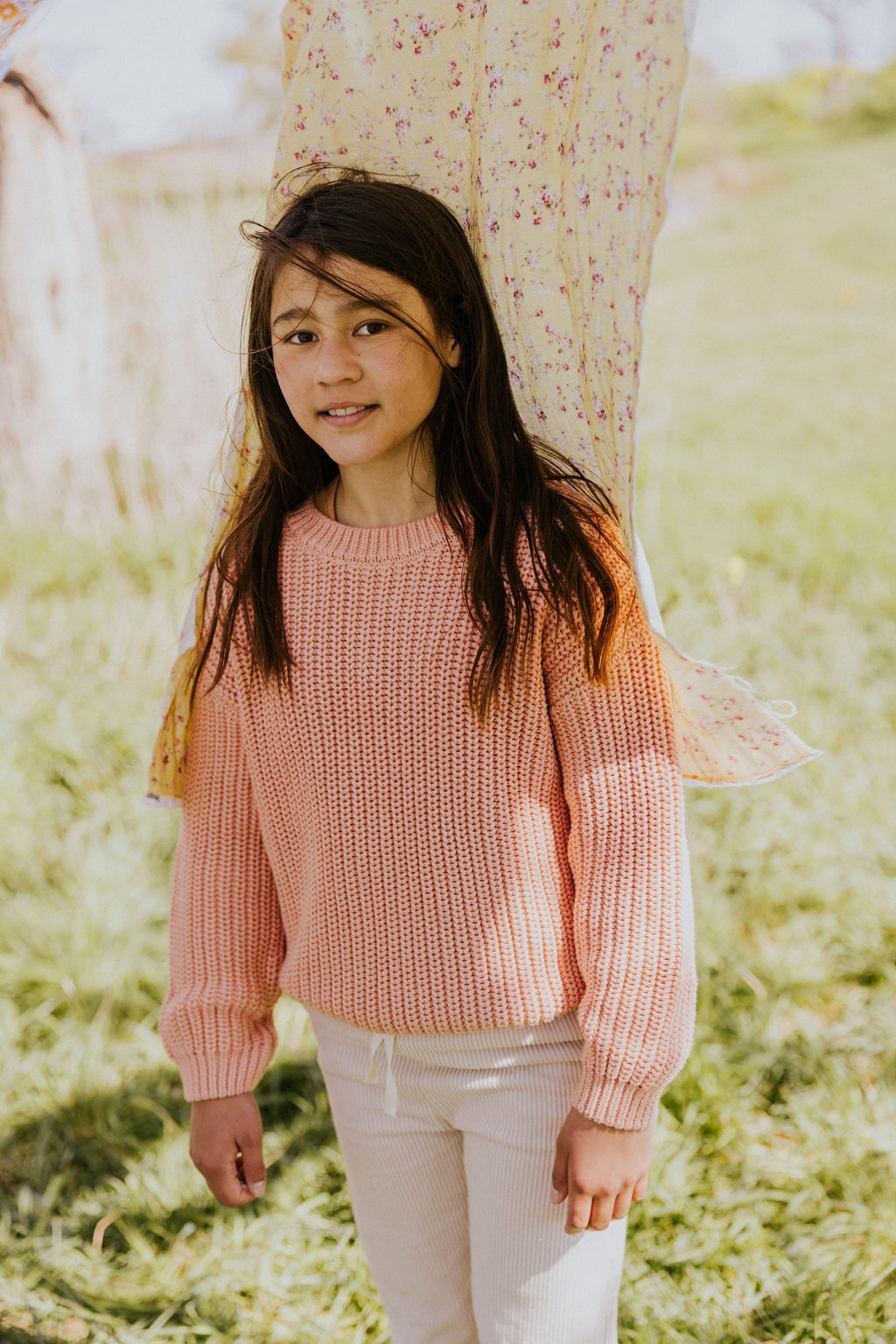 YUKI - Knitted Sweater, CORAL PINK, Bio Baumwolle – Bild 2