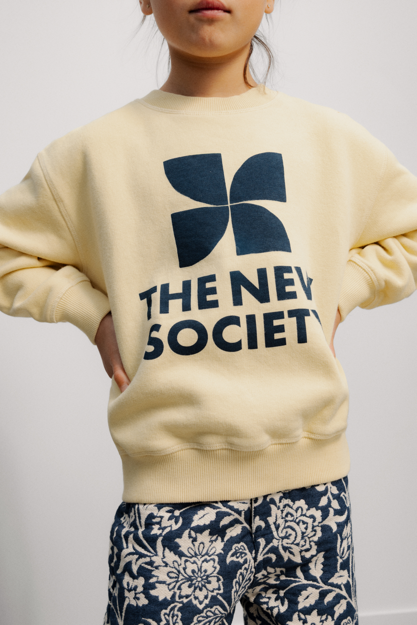 The New Society - TNS Logo Woman Sweatshirt, Sunlight, Baumwolle – Bild 2