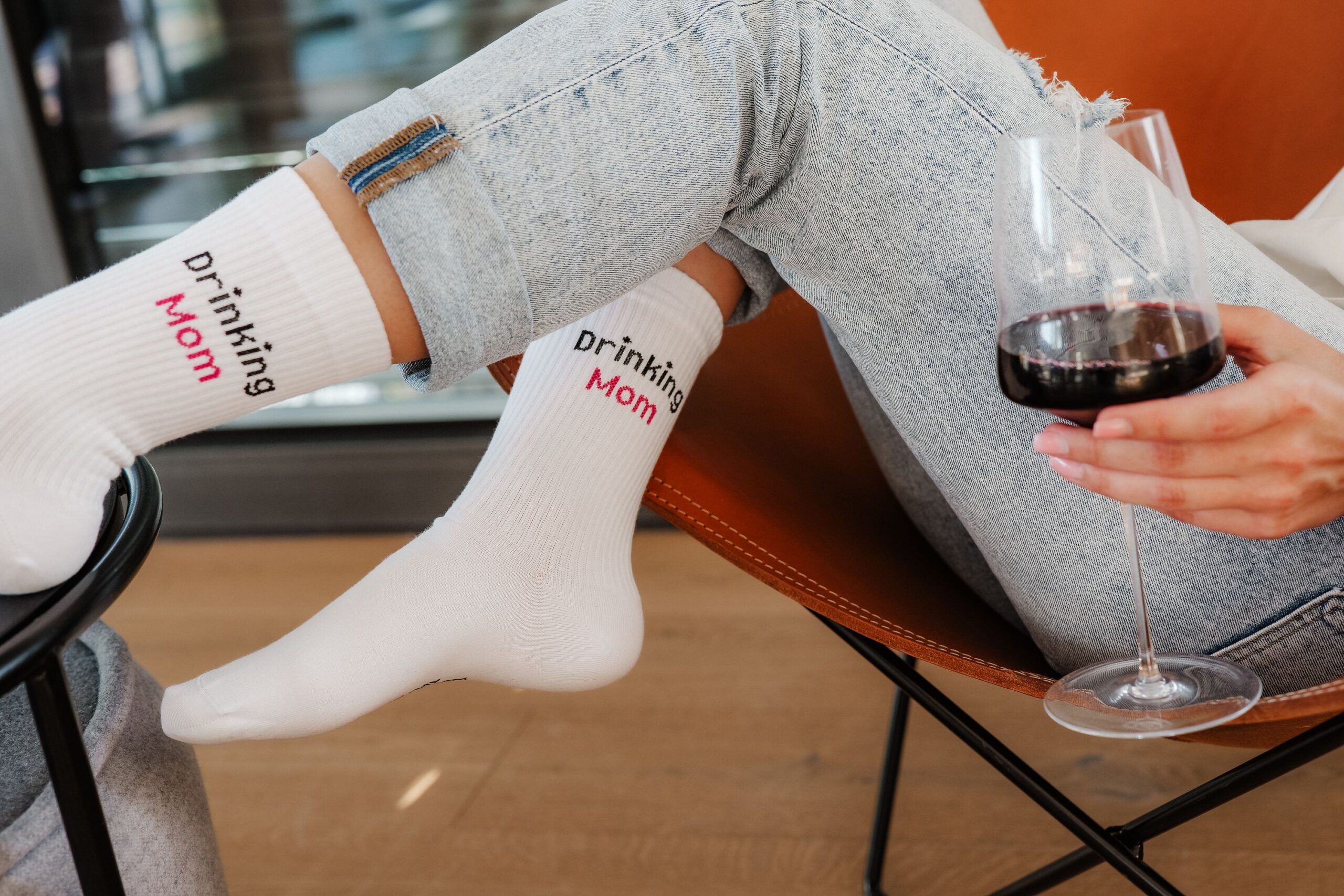 MY DAY MY DREAM - Socken "Drinking Mom", weiß, Baumwolle – Bild 5